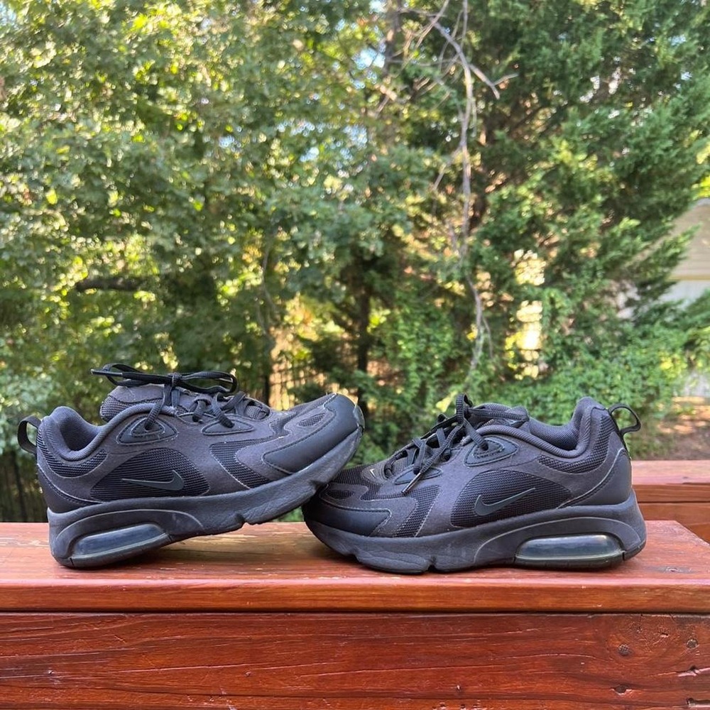 Nike Youth 5 Womens 6.5 Air Max 200 Black Running Jog Play School Sneakers